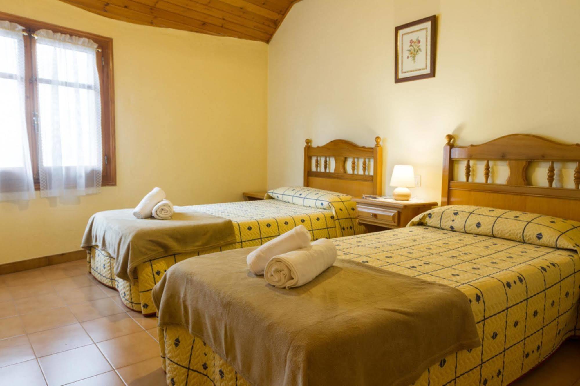 Hostal Aiguamog Salardú Εξωτερικό φωτογραφία