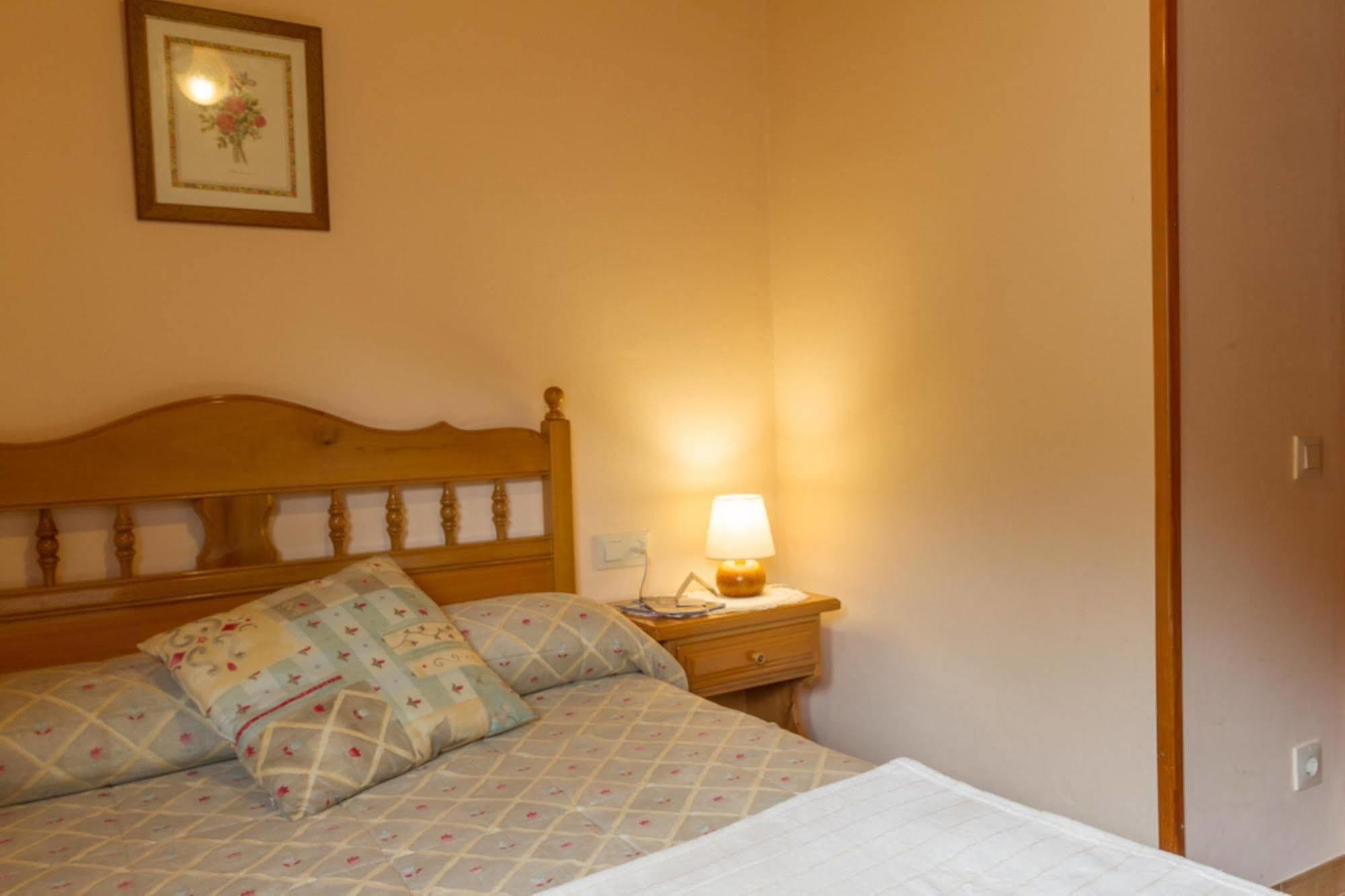 Hostal Aiguamog Salardú Εξωτερικό φωτογραφία